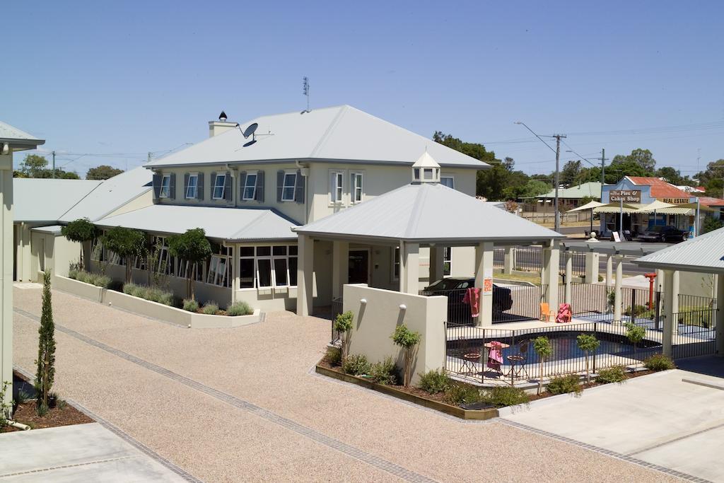 Coachmans Inn Γουόρικ Εξωτερικό φωτογραφία