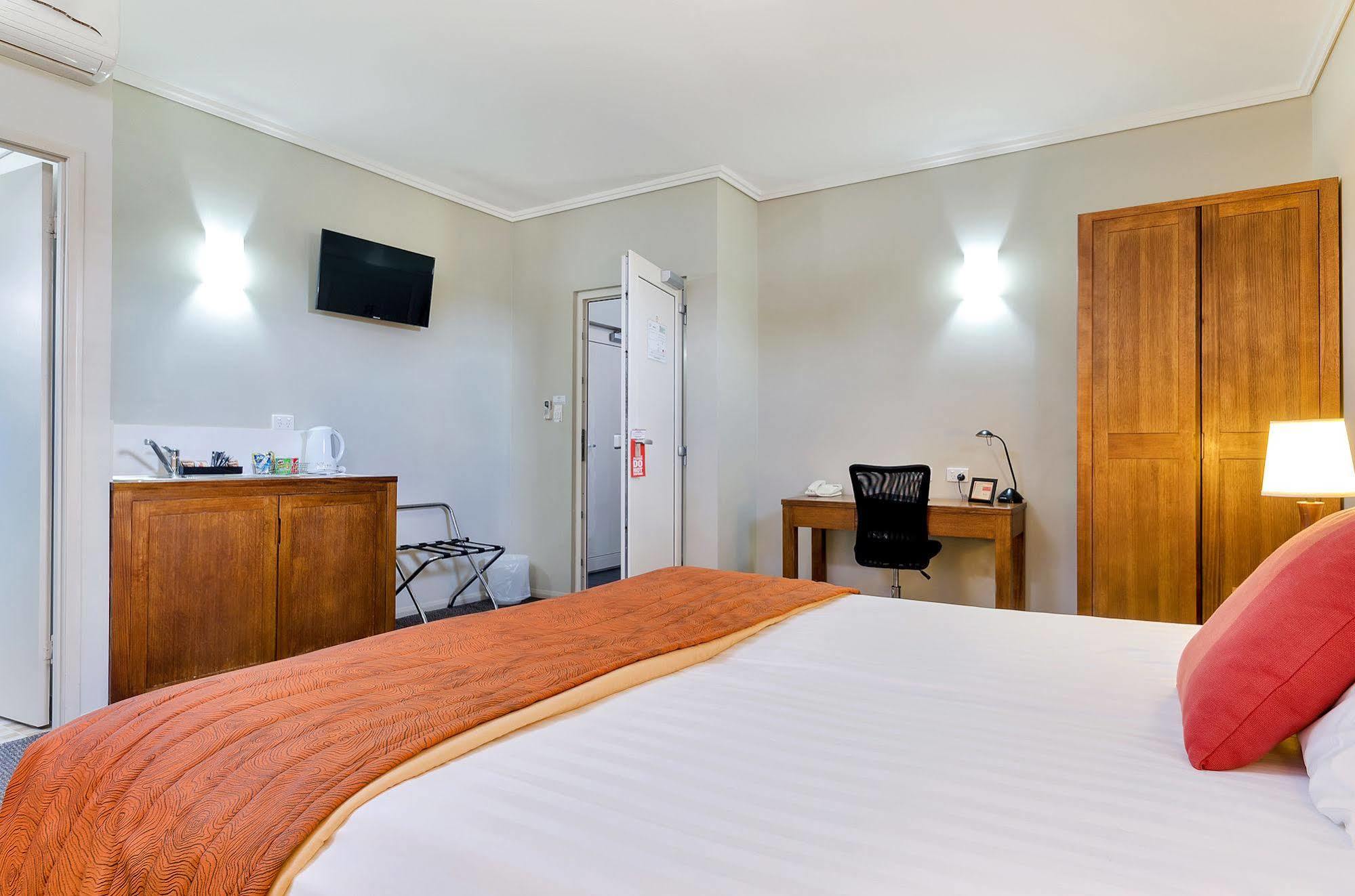Coachmans Inn Γουόρικ Εξωτερικό φωτογραφία